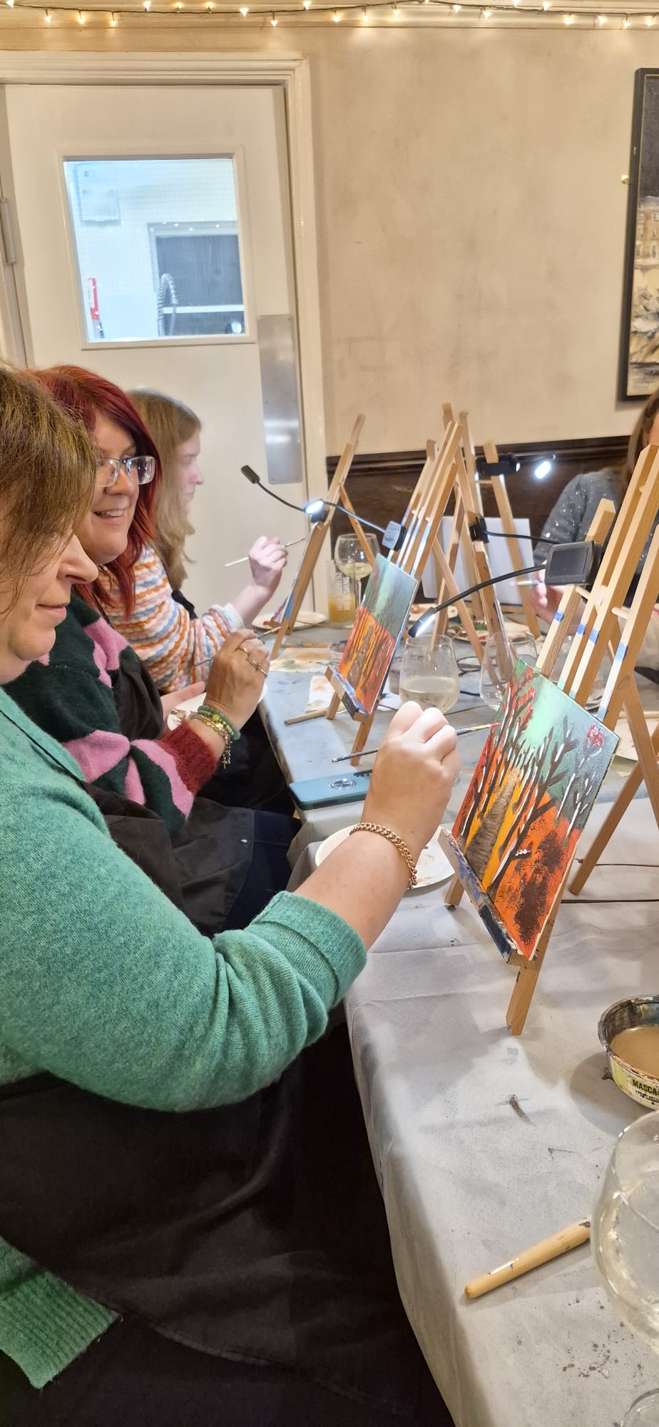 Paint & Sip night - The Wheatacre White Lion, Beccles | Wed 14th October : 7.30pm